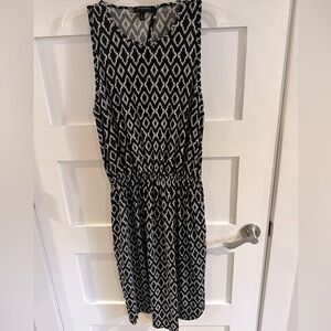 Women’s dress with pockets